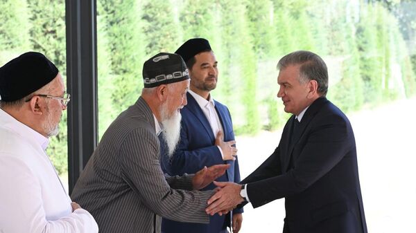 Визит президента Узбекистана Шавката Мирзиёева в Самарканд - Sputnik Узбекистан