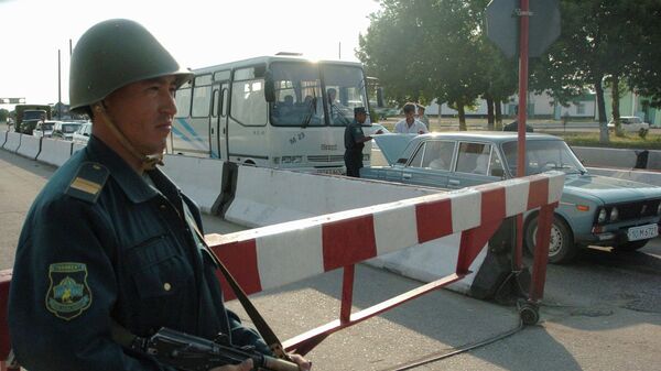 Сотрудник правоохранительных органов Узбекистана - Sputnik Узбекистан