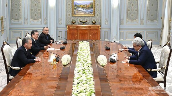 Президент Узбекистана Шавкат Мирзиёев принял вице-президента Ирана Сорена Саттари  - Sputnik Узбекистан
