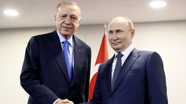 Эрдоган и Путин на переговорах в Тегеране - Sputnik Узбекистан