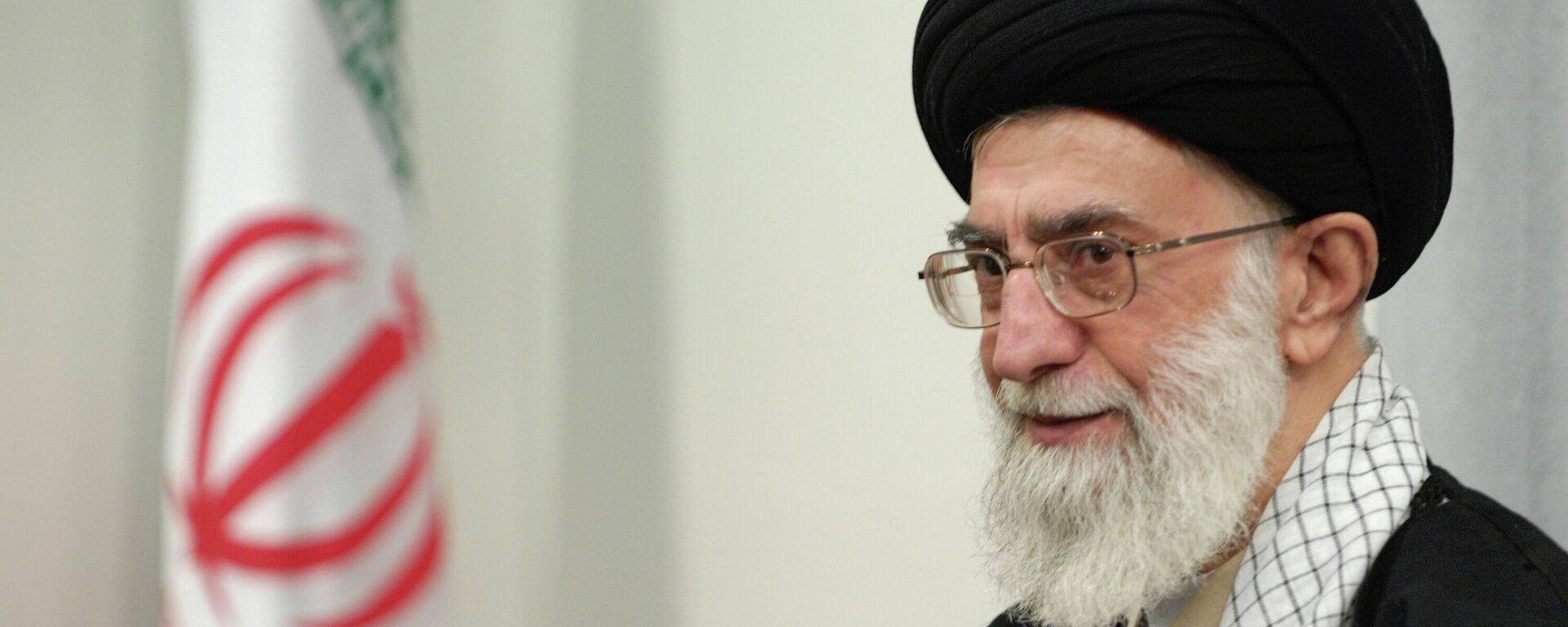 Руководитель Исламской Республики Иран аятолла Сейед Али Хаменеи, архивное фото - Sputnik Ўзбекистон, 1920, 01.03.2026