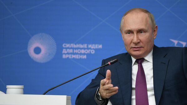 Президент РФ В. Путин принял участие в форуме АСИ - Sputnik Ўзбекистон