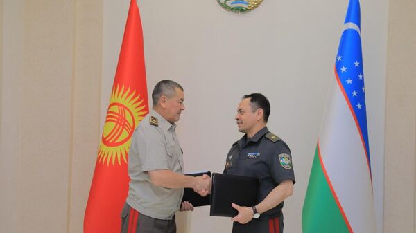 Vizit nachalnika Generalnogo shtaba Voorujennix sil Kirgizstana general-mayora Erlisa Terdikbayeva v Uzbekistan - Sputnik O‘zbekiston