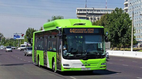 Автобус АО Тошшахартрансхизмат  - Sputnik Узбекистан