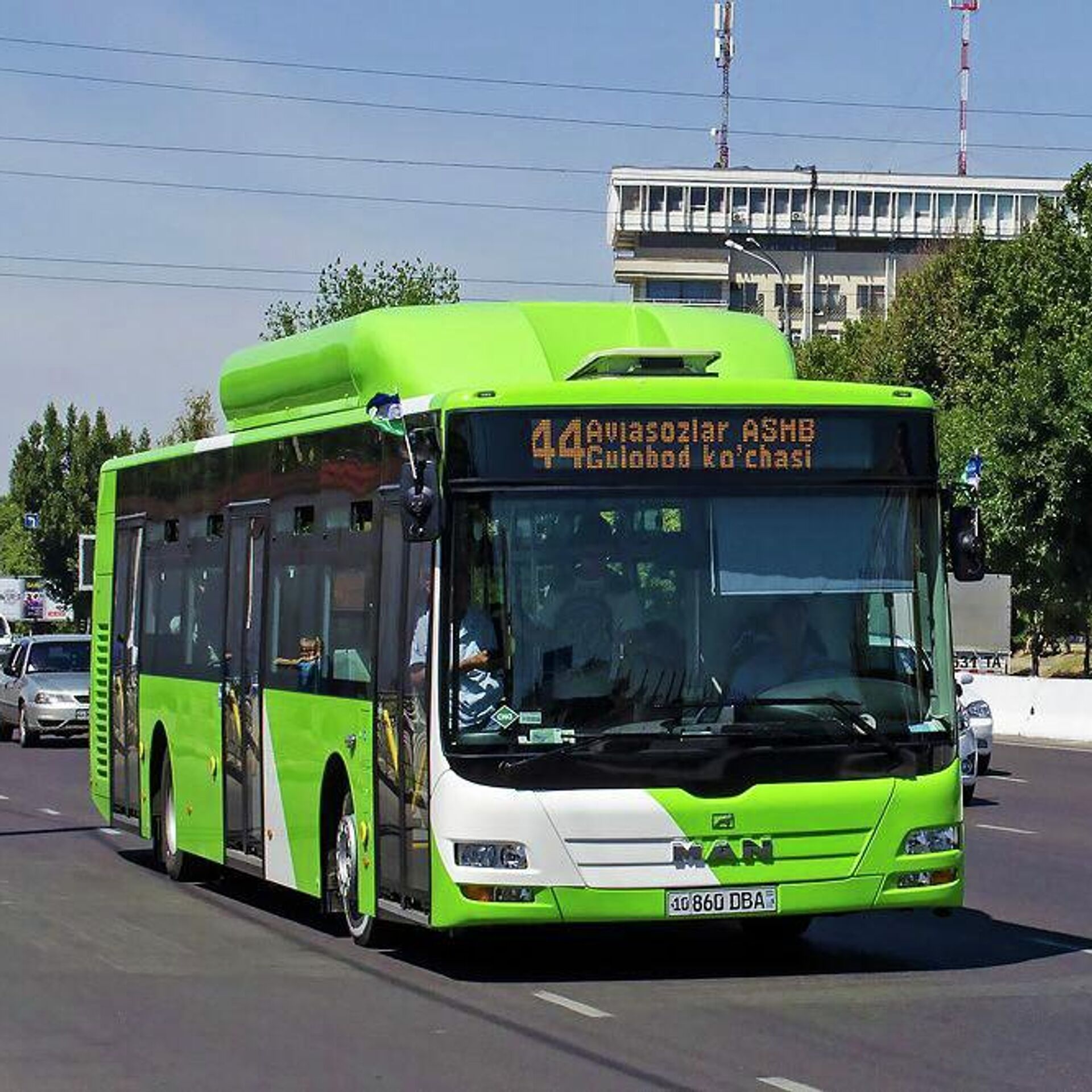 Автобус есть туда. Ташкент автобусы ман. Man a22 CNG. Man автобус Ташкент. Автобус man Узбекистан.