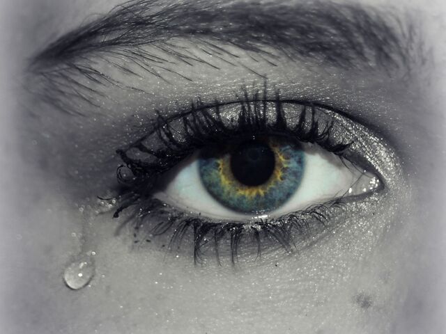 U charm shim kiygan edi va mening Dik oldi.