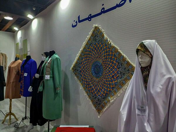 Выставка дизайна одежды и моды в Иране - Sputnik Узбекистан