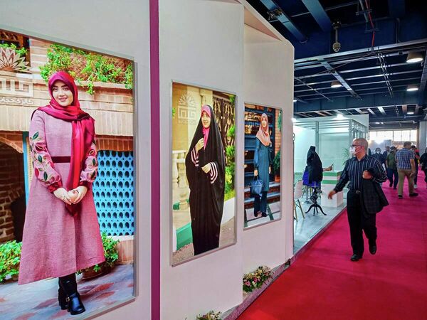 Выставка дизайна одежды и моды в Иране - Sputnik Узбекистан