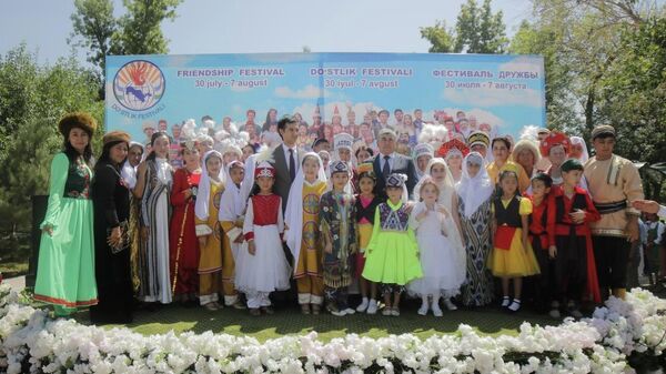 Как прошел фестиваль Достлик в Гулистане - Sputnik Узбекистан