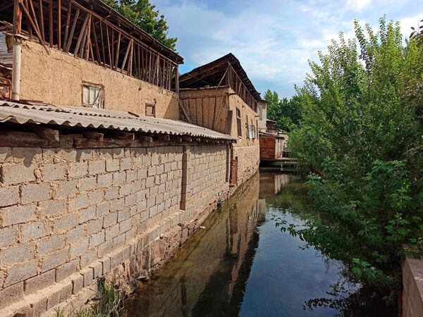Калькауз создан в VI—VII веках, и является одним из самых древних каналов Ташкента. - Sputnik Узбекистан