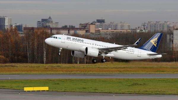 Самолет авиакомпании Air Astana, архивное фото - Sputnik Ўзбекистон