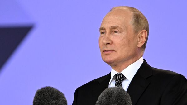 Президент РФ В. Путин принял участие в открытии форума Армия-2022 - Sputnik Узбекистан
