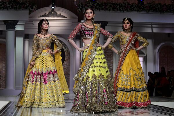 Главной звездой Фестиваля свадебной моды в Карачи стал бренд Kashee&#x27;s. - Sputnik Узбекистан