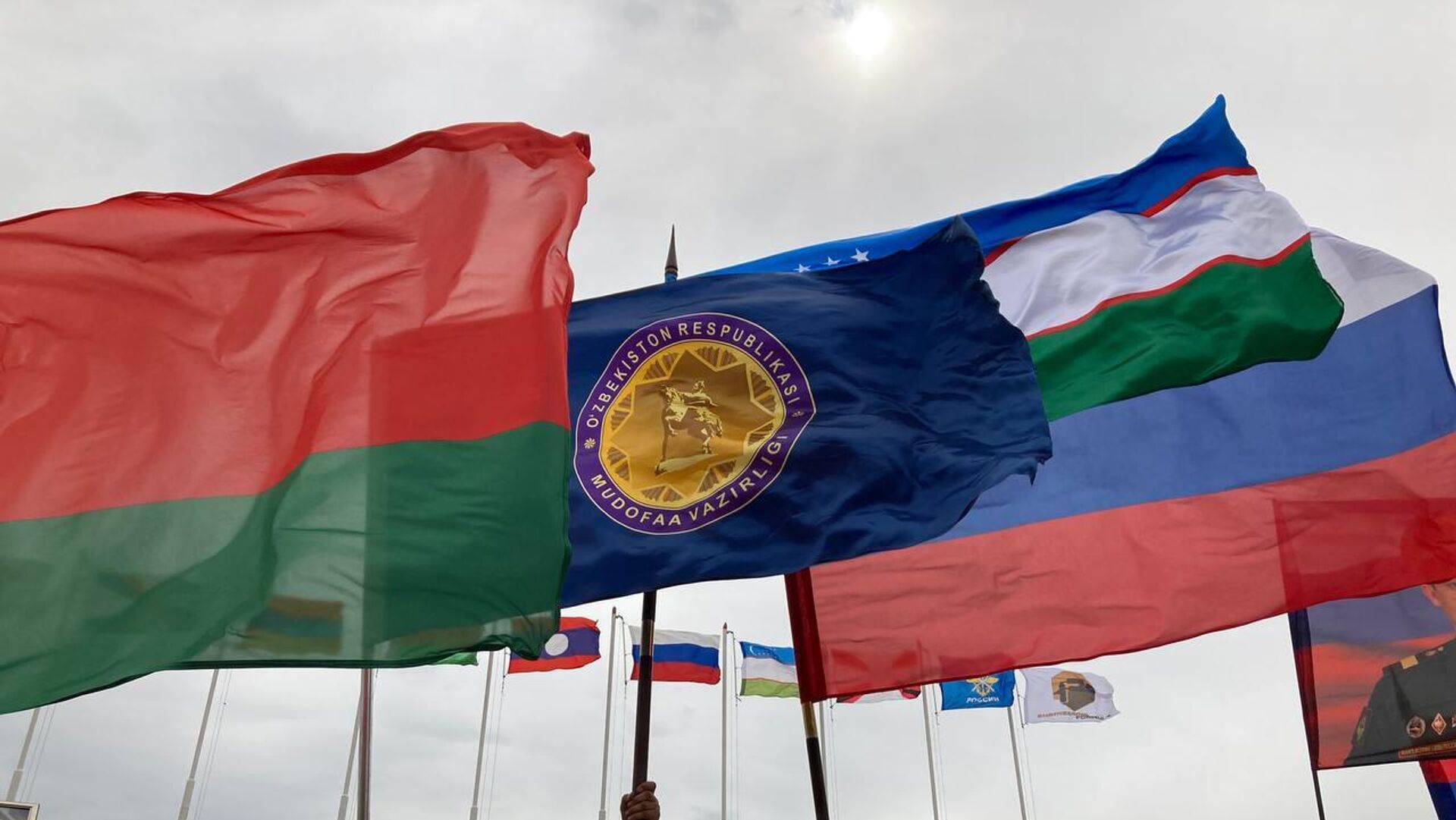 Узбекистан занял призовое место в конкурсе на АрМИ-2022 - Sputnik Узбекистан, 1920, 20.08.2022