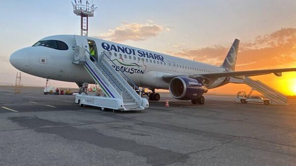Авиакомпания Qanot Sharq впервые запустила прямой рейс из Самарканда в Стамбул - Sputnik Узбекистан
