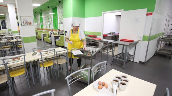 Организация питания в школах - Sputnik Узбекистан