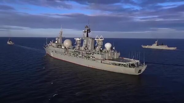 Отряды боевых кораблей РФ и Китая встретились в Японском море в ходе учений Восток-2022 - Sputnik Ўзбекистон