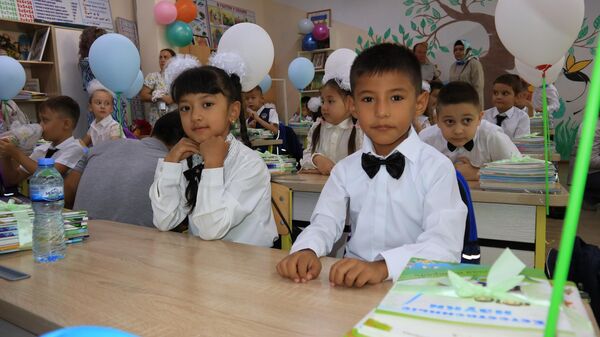 Как проходит первый звонок в Ташкенте - Sputnik Узбекистан