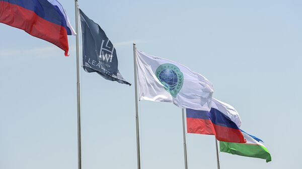Самарканд, украшенный флагами и символикой саммита ШОС-2022 - Sputnik Узбекистан