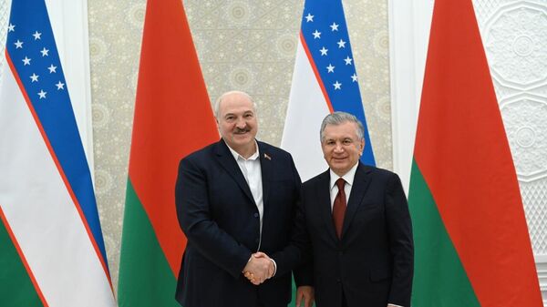Шавкат Мирзиёев проводит встречу с Александром Лукашенко - Sputnik Узбекистан