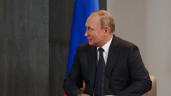 Президент РФ В. Путин провел встречи на полях саммита ШОС - Sputnik Узбекистан