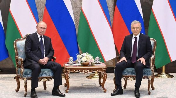 Состоялись переговоры президента Республики Узбекистан Шавката Мирзиёева с президентом Российской Федерации Владимиром Путиным - Sputnik Узбекистан