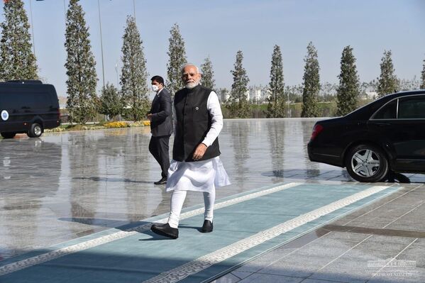 Премьер-министр Индии Нарендра Моди. - Sputnik Узбекистан