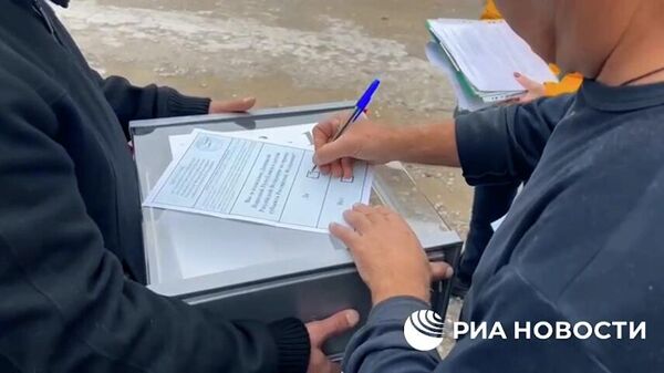 Обстановка на избирательных участках в первый день референдума - Sputnik Ўзбекистон