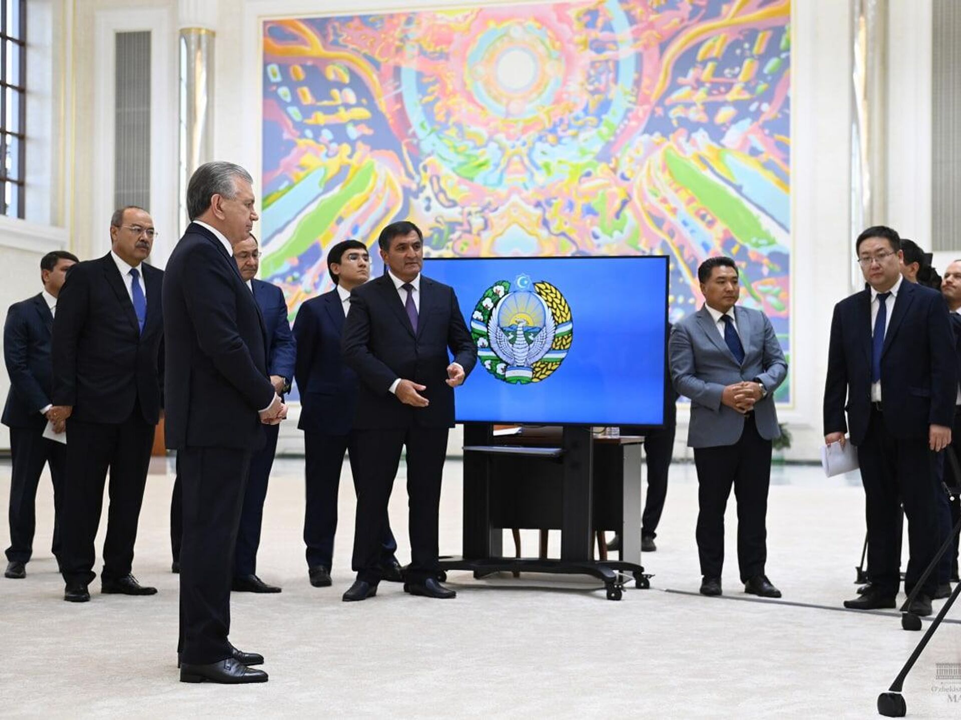 Новости узбекистана сегодня последние ташкент. Шавкат Мирзиёев премьер министр. Мирзиёев козогистон Президенте билан.
