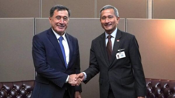 Узбекистан и Сингапур обсудили сотрудничество в цифровой экономике  - Sputnik Узбекистан