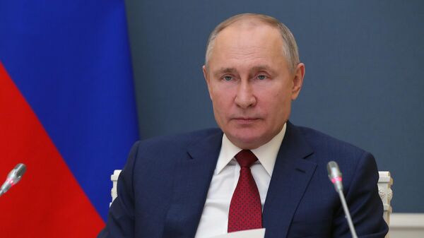 Prezident RF Vladimir Putin. Arxivnoe foto - Sputnik O‘zbekiston