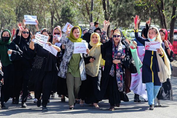 В протесте приняли участие около 30 женщин. - Sputnik Узбекистан