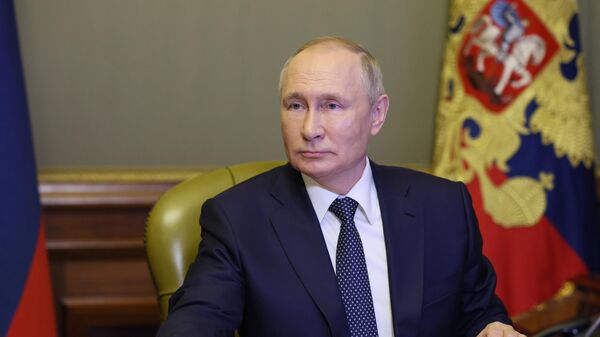 Президент РФ В. Путин провел встречу с избранными главами субъектов РФ - Sputnik Ўзбекистон