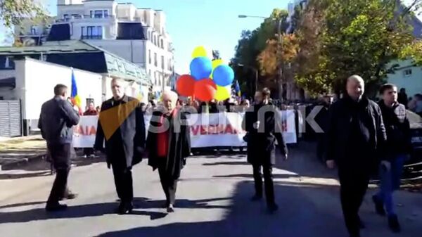  Колонны протестующих собираются в центре Кишинева - Sputnik Ўзбекистон