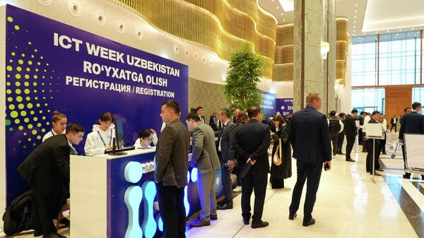 В Конгресс-центре Silk Road Samarkand стартовала Неделя информационно-коммуникационных технологий Узбекистана ICTWEEK UZBEKISTAN 2022 - Sputnik Узбекистан