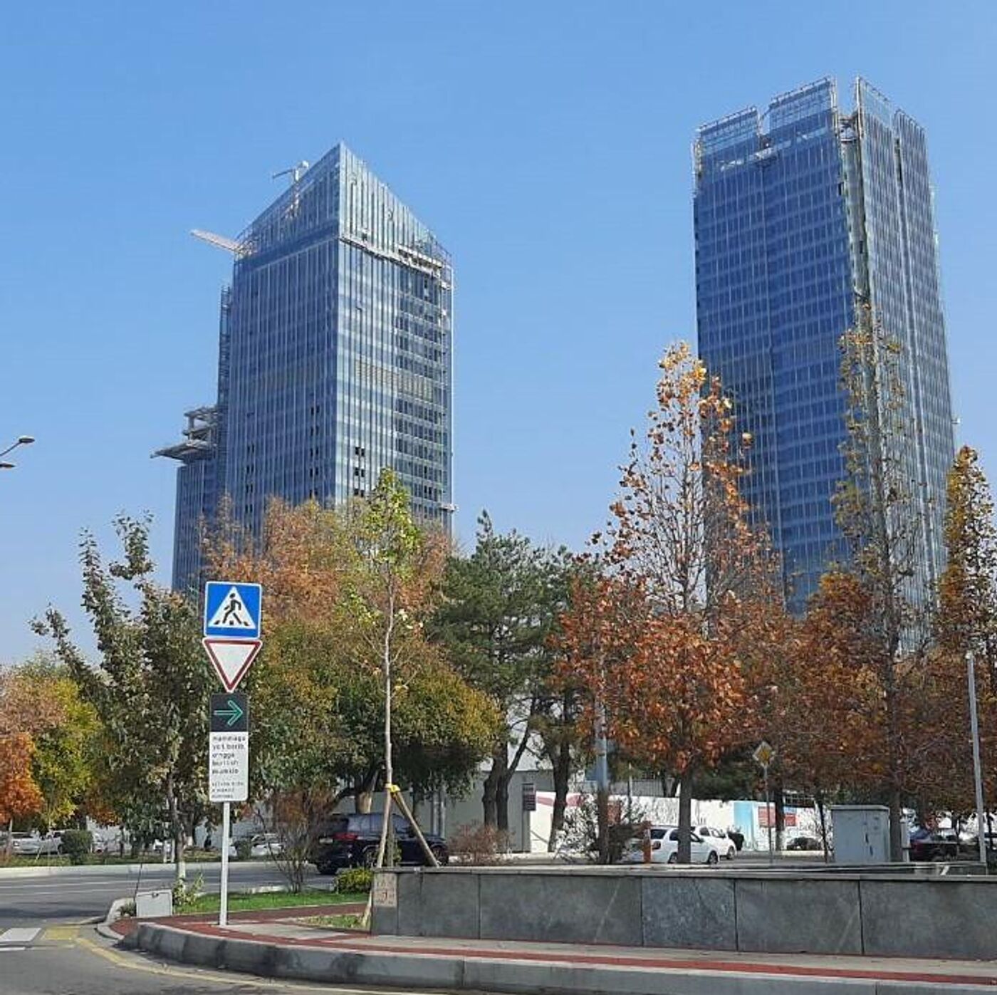 Ayollar yalangoch bolgan film