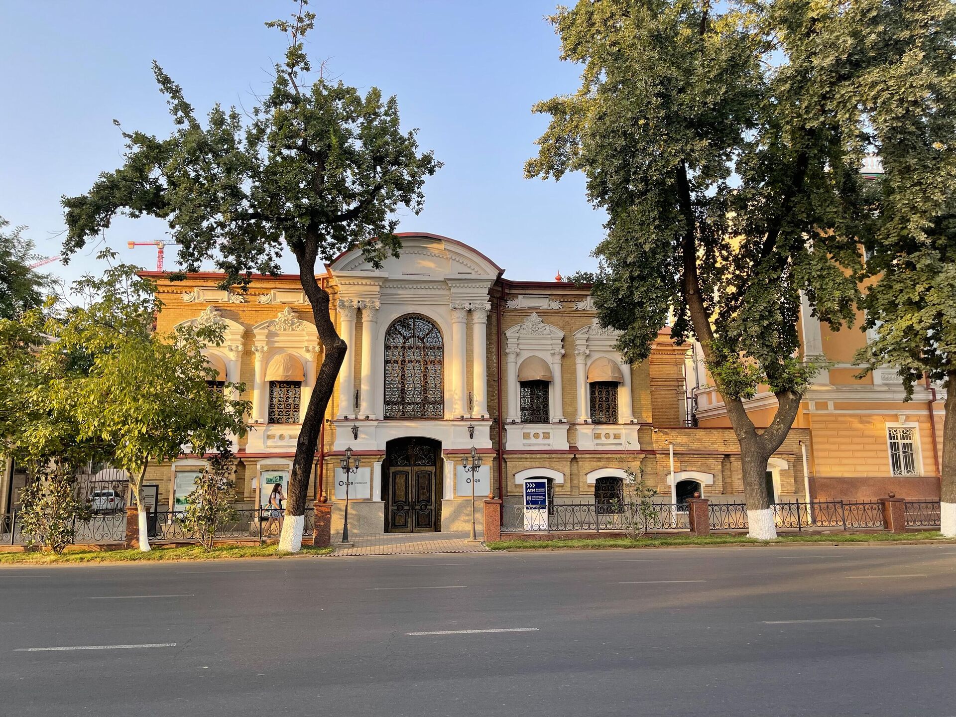 Государственный банк в Ташкенте. - Sputnik Узбекистан, 1920, 07.12.2022