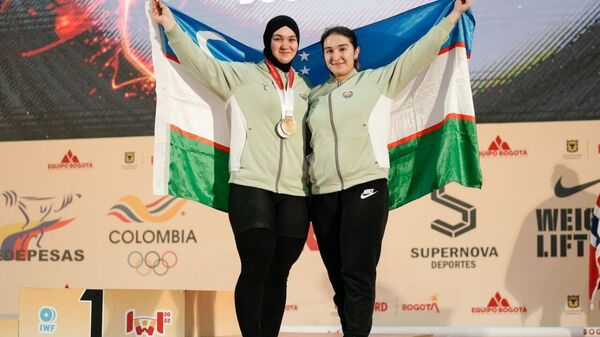 Og‘ir atletika bo‘yicha O‘zbekiston terma jamoasi - Sputnik O‘zbekiston
