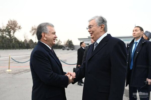 Президент Республики Казахстан Касым-Жомарт Токаев прибыл в Узбекистан с государственным визитом. - Sputnik Узбекистан