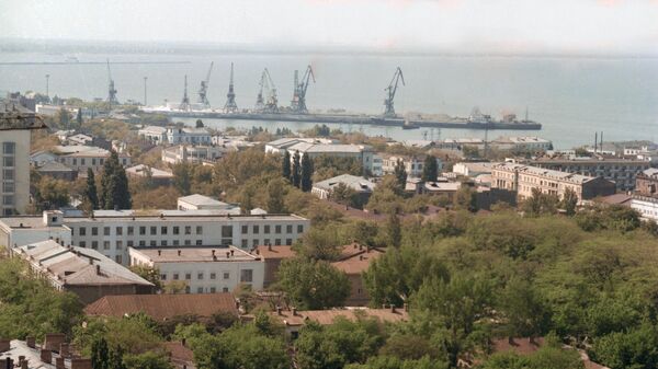 Вид на город Махачкала и порт  - Sputnik Узбекистан