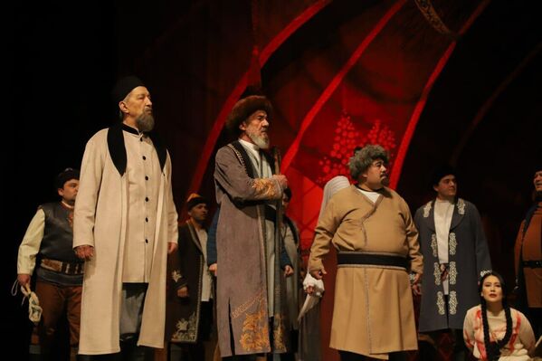 Spektakl Abay postavlen v Uzbekskom natsionalnom dramaticheskom teatre - Sputnik O‘zbekiston