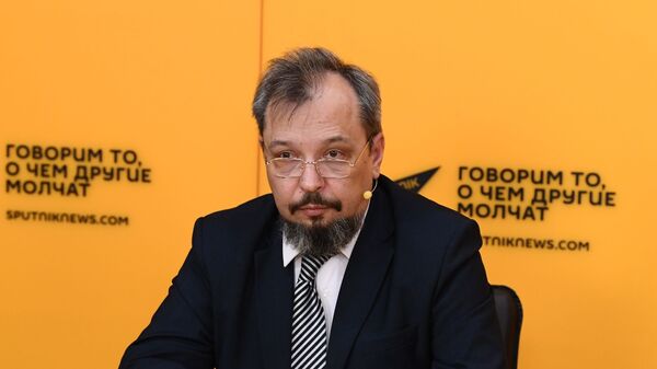 Борис Марцинкевич, российский эксперт в сфере энергетики - Sputnik Ўзбекистон