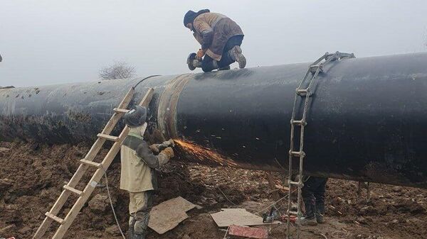 Новый магистральный газопровод строится для улучшения газоснабжения долинных районов - Sputnik Узбекистан
