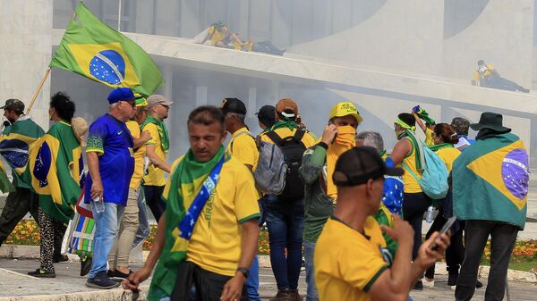 Protestы storonnikov Bolsonaru v Brazilii  - Sputnik Oʻzbekiston
