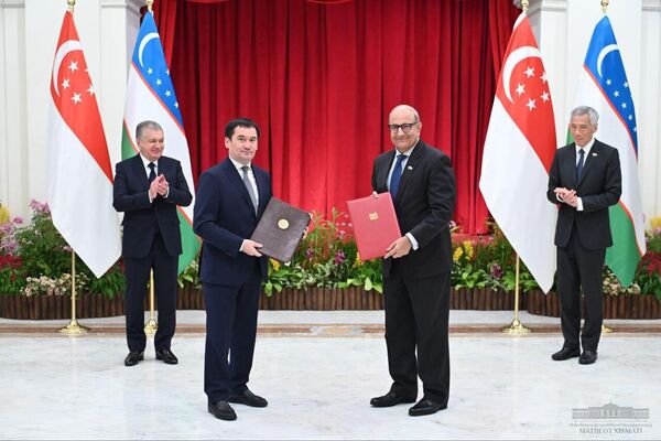 Обмен 8 документами, предусматривающими дальнейшее наращивание узбекско-сингапурского сотрудничества. - Sputnik Ўзбекистон