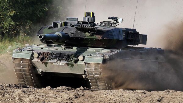 Немецкий танк Leopard 2. Архивное фото. - Sputnik Узбекистан