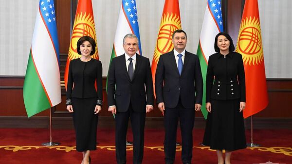 Prezident Shavkat Mirziyoyev pribil gosudarstvennim vizitom v Bishkek. - Sputnik O‘zbekiston