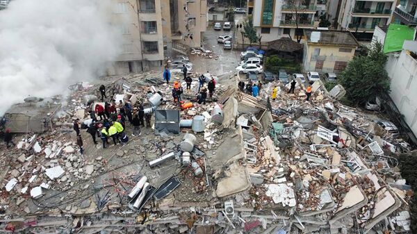 Разрушения в городе Кахраманмараш, Турция, 6 февраля 2023 года. - Sputnik Узбекистан