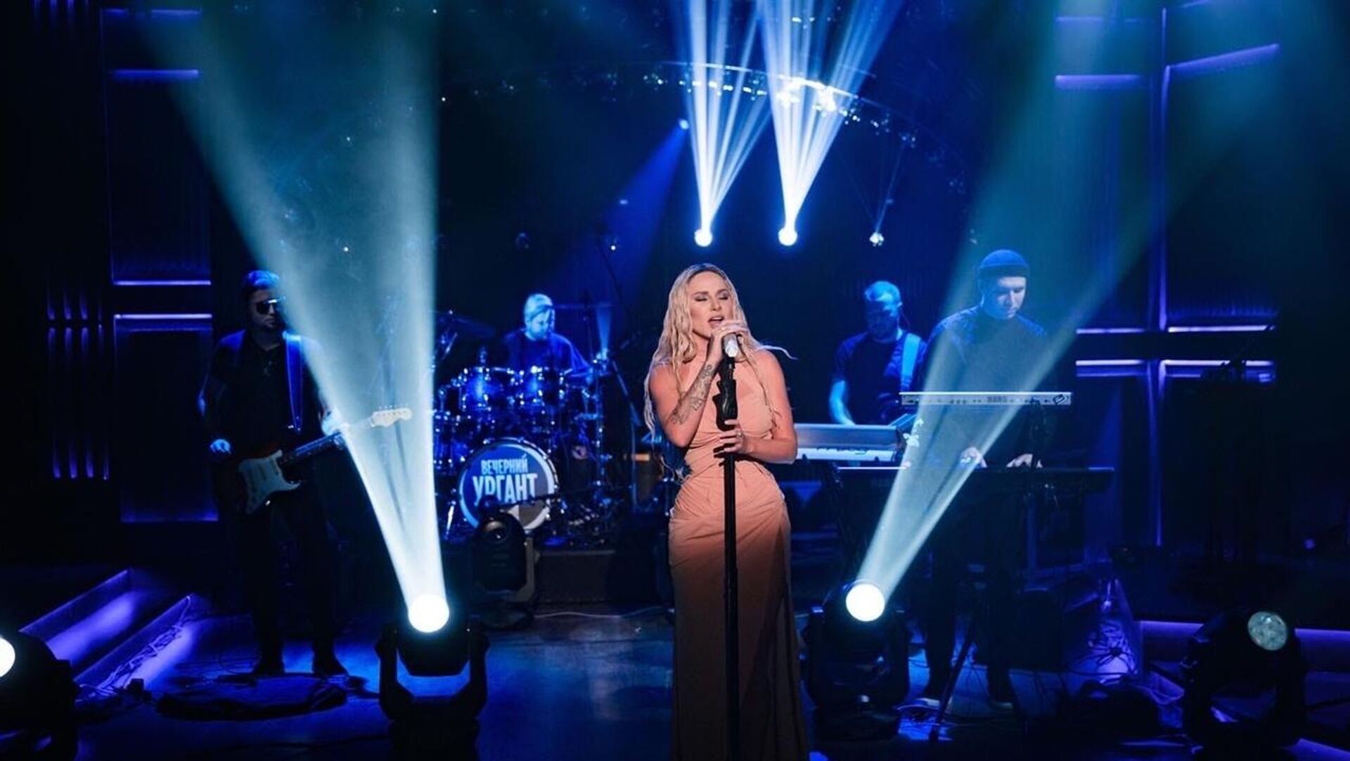 Певица ANNA ASTI - Sputnik Узбекистан, 1920, 03.03.2023