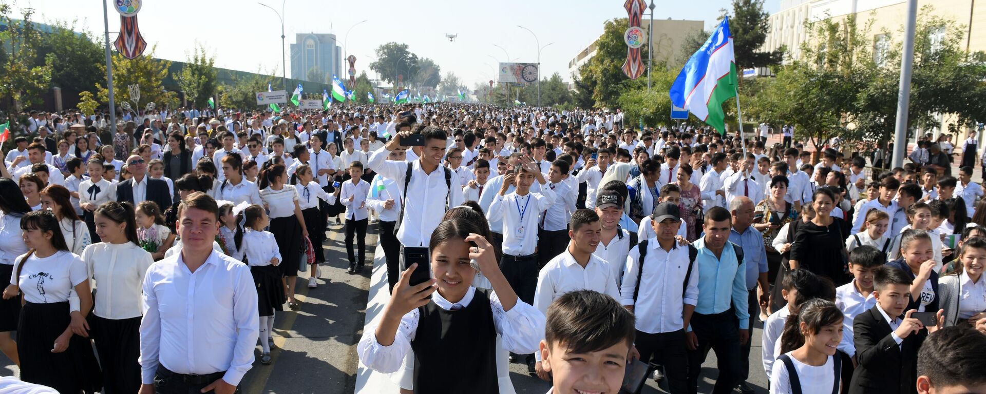 Фестиваль ремесел в Коканде. Праздничное шествие - Sputnik Ўзбекистон, 1920, 28.08.2025